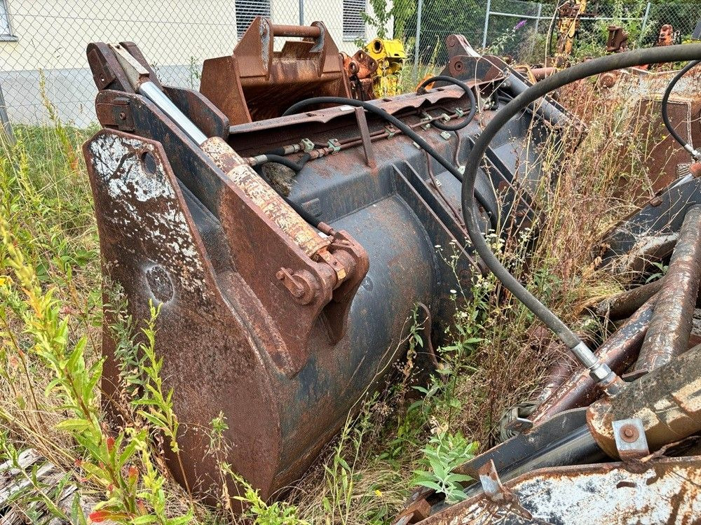 Schaufel 2,0-2,2 cbm Volvo/Komatsu - Cazo cargador: foto 2 Schaufel 2,0-2,2 cbm Volvo/Komatsu - Cazo cargador: foto 2