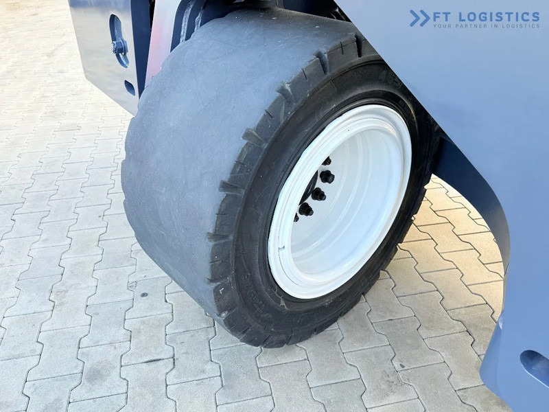 Carretilla de 4 vías Combilift C14000 / LPG GAS / DUPLEX 3600MM / FREE LIFT / FORK POSITIONER / 1500MM FORKS / LIKE NEW C14000 / LPG GAS / DUPLEX 3600MM / FREE: foto 7