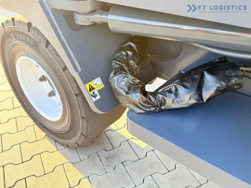 Carretilla de 4 vías Combilift C14000 / LPG GAS / DUPLEX 3600MM / FREE LIFT / FORK POSITIONER / 1500MM FORKS / LIKE NEW C14000 / LPG GAS / DUPLEX 3600MM / FREE: foto 11