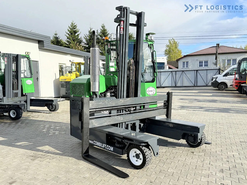 Combilift C3000 / DIESEL / DUPLEX 4200MM / FREE LIFT / WIDE FORK POSITIONER / FULL CABIN / EXCELLENT CONDITION / Wide range of four-way an - Carretilla de 4 vías: foto 5 Combilift C3000 / DIESEL / DUPLEX 4200MM / FREE LIFT / WIDE FORK POSITIONER / FULL CABIN / EXCELLENT CONDITION / Wide range of four-way an - Carretilla de 4 vías: foto 5