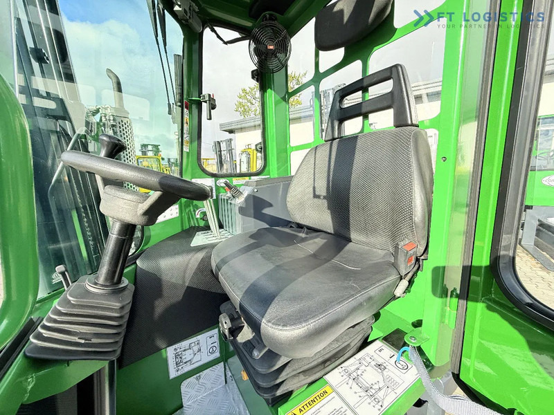 Carretilla de 4 vías Combilift C3000 / DIESEL / DUPLEX 4200MM / FREE LIFT / WIDE FORK POSITIONER / FULL CABIN / EXCELLENT CONDITION / Wide range of four-way an: foto 11 Carretilla de 4 vías Combilift C3000 / DIESEL / DUPLEX 4200MM / FREE LIFT / WIDE FORK POSITIONER / FULL CABIN / EXCELLENT CONDITION / Wide range of four-way an: foto 11