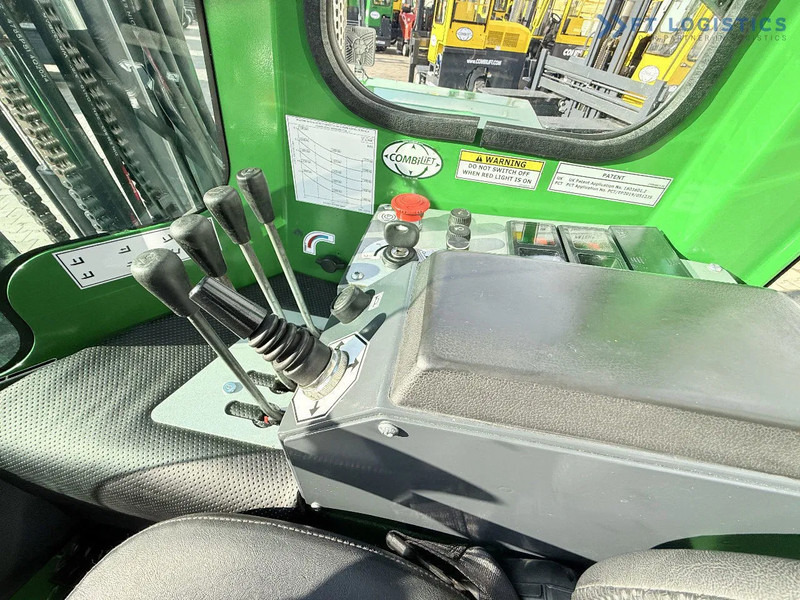 Carretilla de 4 vías Combilift C3000 / DIESEL / DUPLEX 4200MM / FREE LIFT / WIDE FORK POSITIONER / FULL CABIN / EXCELLENT CONDITION / Wide range of four-way an: foto 16 Carretilla de 4 vías Combilift C3000 / DIESEL / DUPLEX 4200MM / FREE LIFT / WIDE FORK POSITIONER / FULL CABIN / EXCELLENT CONDITION / Wide range of four-way an: foto 16