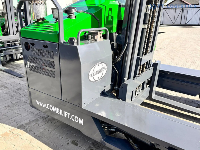 Carretilla de 4 vías Combilift C4000 / LPG / DUPLEX / 4500MM / FREE LIFT / LIKE NEW C4000 / LPG / DUPLEX / 4500MM / FREE LIFT / LIKE NEW: foto 10