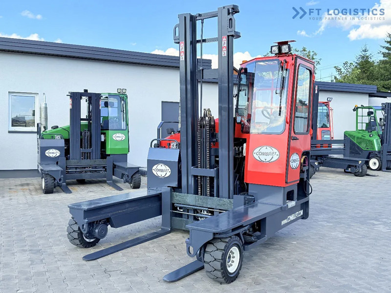 Combilift C4500 / GAS / DUPLEX - 4500MM / POSITIONER / FREE LIFT / FULL CABIN / ONLY 6178H / CONDITION - LIKE NEW! C4500 / GAS / DUPLEX - - Carretilla de 4 vías: foto 4 Combilift C4500 / GAS / DUPLEX - 4500MM / POSITIONER / FREE LIFT / FULL CABIN / ONLY 6178H / CONDITION - LIKE NEW! C4500 / GAS / DUPLEX - - Carretilla de 4 vías: foto 4