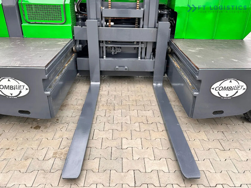 Carretilla de carga lateral Combilift C5000SL / DIESEL / 4500MM / DUPLEX / CABIN / PLATFORMS / LIKE NEW C5000SL / DIESEL / 4500MM / DUPLEX / CABIN / PLATFORMS / LIKE: foto 8 Carretilla de carga lateral Combilift C5000SL / DIESEL / 4500MM / DUPLEX / CABIN / PLATFORMS / LIKE NEW C5000SL / DIESEL / 4500MM / DUPLEX / CABIN / PLATFORMS / LIKE: foto 8