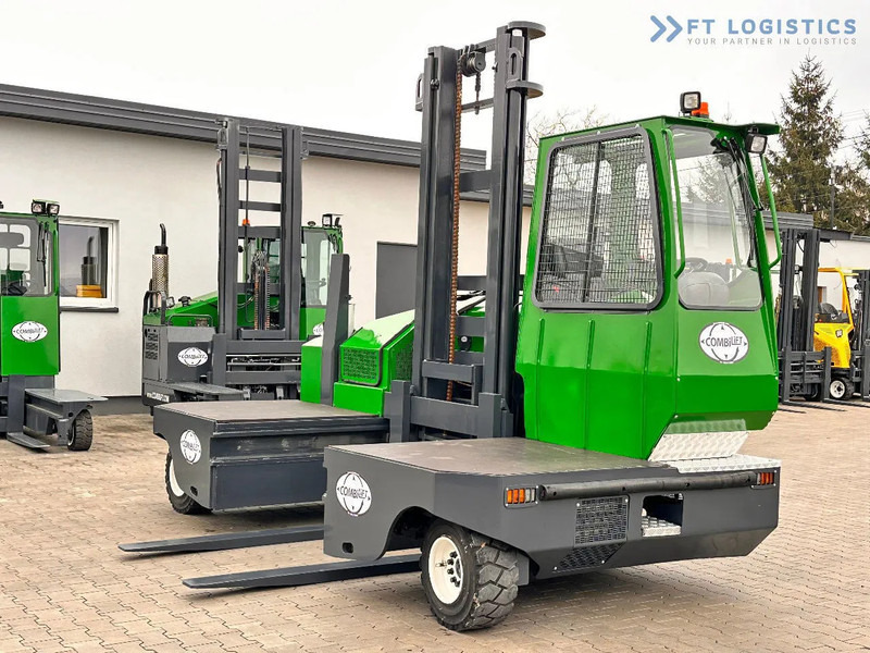 Carretilla de carga lateral Combilift C5000SL / DIESEL / 4500MM / DUPLEX / CABIN / PLATFORMS / LIKE NEW C5000SL / DIESEL / 4500MM / DUPLEX / CABIN / PLATFORMS / LIKE: foto 7 Carretilla de carga lateral Combilift C5000SL / DIESEL / 4500MM / DUPLEX / CABIN / PLATFORMS / LIKE NEW C5000SL / DIESEL / 4500MM / DUPLEX / CABIN / PLATFORMS / LIKE: foto 7