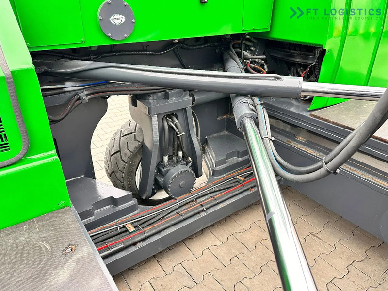 Carretilla de carga lateral Combilift C5000SL / DIESEL / 4500MM / DUPLEX / CABIN / PLATFORMS / LIKE NEW C5000SL / DIESEL / 4500MM / DUPLEX / CABIN / PLATFORMS / LIKE: foto 16 Carretilla de carga lateral Combilift C5000SL / DIESEL / 4500MM / DUPLEX / CABIN / PLATFORMS / LIKE NEW C5000SL / DIESEL / 4500MM / DUPLEX / CABIN / PLATFORMS / LIKE: foto 16