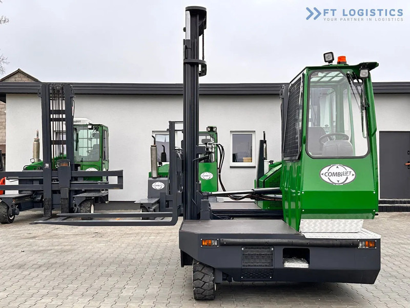 Carretilla de carga lateral Combilift C5000SL / DIESEL / 4500MM / DUPLEX / CABIN / PLATFORMS / LIKE NEW C5000SL / DIESEL / 4500MM / DUPLEX / CABIN / PLATFORMS / LIKE: foto 12 Carretilla de carga lateral Combilift C5000SL / DIESEL / 4500MM / DUPLEX / CABIN / PLATFORMS / LIKE NEW C5000SL / DIESEL / 4500MM / DUPLEX / CABIN / PLATFORMS / LIKE: foto 12