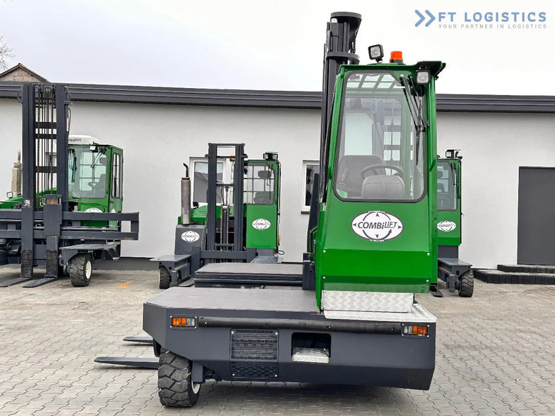 Carretilla de carga lateral Combilift C5000SL / DIESEL / 4500MM / DUPLEX / CABIN / PLATFORMS / LIKE NEW C5000SL / DIESEL / 4500MM / DUPLEX / CABIN / PLATFORMS / LIKE: foto 6 Carretilla de carga lateral Combilift C5000SL / DIESEL / 4500MM / DUPLEX / CABIN / PLATFORMS / LIKE NEW C5000SL / DIESEL / 4500MM / DUPLEX / CABIN / PLATFORMS / LIKE: foto 6