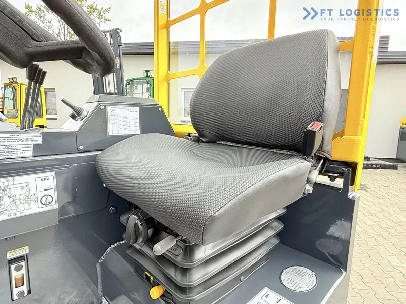 Carretilla de 4 vías Combilift CB4000 / GAS / TRIPLEX 5200MM / FREE LIFT / FORK POSITIONER / SIDE SHIFT / EXCELLENT CONDITION / Wide range of four-way and side: foto 11 Carretilla de 4 vías Combilift CB4000 / GAS / TRIPLEX 5200MM / FREE LIFT / FORK POSITIONER / SIDE SHIFT / EXCELLENT CONDITION / Wide range of four-way and side: foto 11