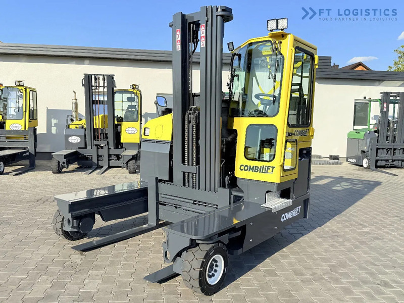 Carretilla de 4 vías Combilift Combilift C5000 / DIESEL / TRIPLEX 6000MM / FREE LIFT / FORK POSITIONER / BUILT-IN SCALE / HEATING / FULL CABIN / PERFECT CONDIT: foto 1