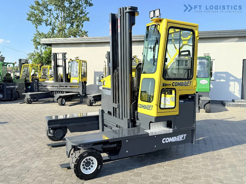 Combilift Combilift C5000 / DIESEL / TRIPLEX 6000MM / FREE LIFT / FORK POSITIONER / BUILT-IN SCALE / HEATING / FULL CABIN / PERFECT CONDIT - Carretilla de 4 vías: foto 5 Combilift Combilift C5000 / DIESEL / TRIPLEX 6000MM / FREE LIFT / FORK POSITIONER / BUILT-IN SCALE / HEATING / FULL CABIN / PERFECT CONDIT - Carretilla de 4 vías: foto 5
