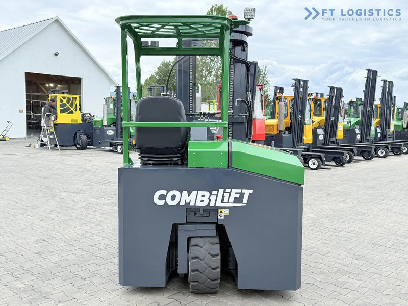 Carretilla de 4 vías Combilift Combilift CBE2500 / TRIPLEX / 5500MM / FREE LIFT / ELECTRIC DRIVE / ONLY 2300 MTH / FORK POSITIONER / SIDE SHIFT / NEW TYRES / L: foto 9 Carretilla de 4 vías Combilift Combilift CBE2500 / TRIPLEX / 5500MM / FREE LIFT / ELECTRIC DRIVE / ONLY 2300 MTH / FORK POSITIONER / SIDE SHIFT / NEW TYRES / L: foto 9