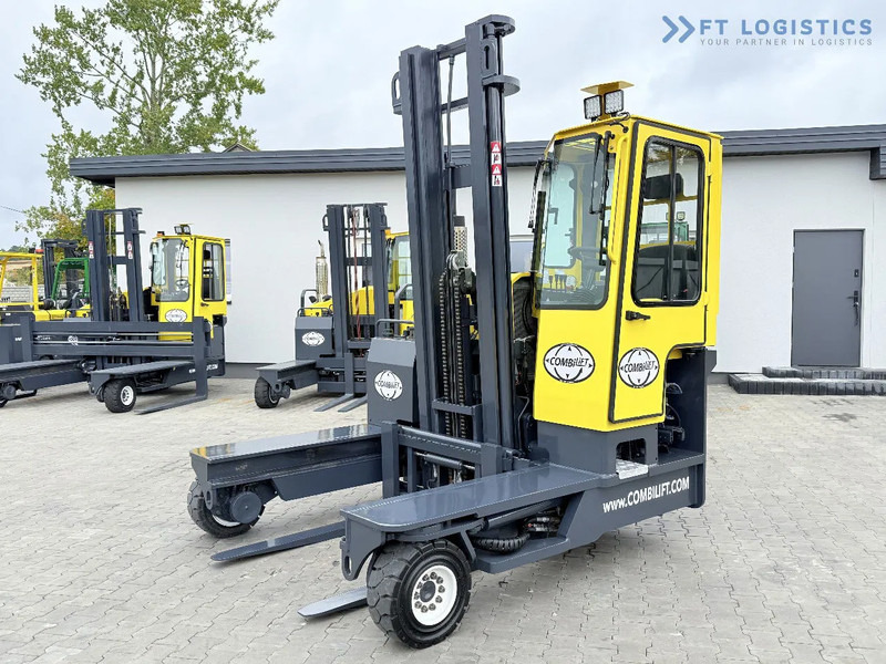 Combilift Combilift FOUR-WAY / MULTI-DIRECTIONAL FORKLIFT C4000 / GAS / DUPLEX 4600MM / ONLY 5614 OPERATING HOURS / FORK POSITIONER / FULL - Carretilla de 4 vías: foto 1 Combilift Combilift FOUR-WAY / MULTI-DIRECTIONAL FORKLIFT C4000 / GAS / DUPLEX 4600MM / ONLY 5614 OPERATING HOURS / FORK POSITIONER / FULL - Carretilla de 4 vías: foto 1