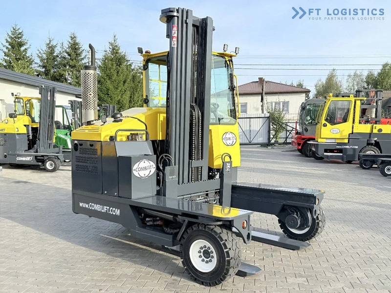 Combilift FOUR-WAY / MULTI-DIRECTIONAL FORKLIFT C5000XL / GAS / TRIPLEX 6000MM / FREE LIFT / FORK POSITIONER / HEATING / EXTENDABLE FORKS - Carretilla de 4 vías: foto 5 Combilift FOUR-WAY / MULTI-DIRECTIONAL FORKLIFT C5000XL / GAS / TRIPLEX 6000MM / FREE LIFT / FORK POSITIONER / HEATING / EXTENDABLE FORKS - Carretilla de 4 vías: foto 5