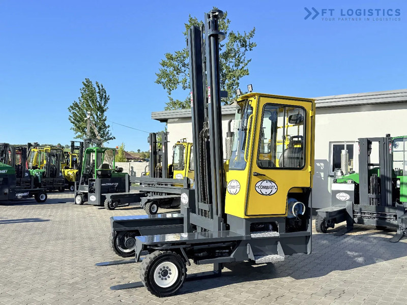 Combilift FOUR-WAY MULTIDIRECTIONAL FORKLIFT C5000 / GAS / TRIPLEX 6000MM / ONLY 4263 HOURS / FORK POSITIONER / EXCELLENT CONDITION / Wide - Carretilla de 4 vías: foto 3 Combilift FOUR-WAY MULTIDIRECTIONAL FORKLIFT C5000 / GAS / TRIPLEX 6000MM / ONLY 4263 HOURS / FORK POSITIONER / EXCELLENT CONDITION / Wide - Carretilla de 4 vías: foto 3