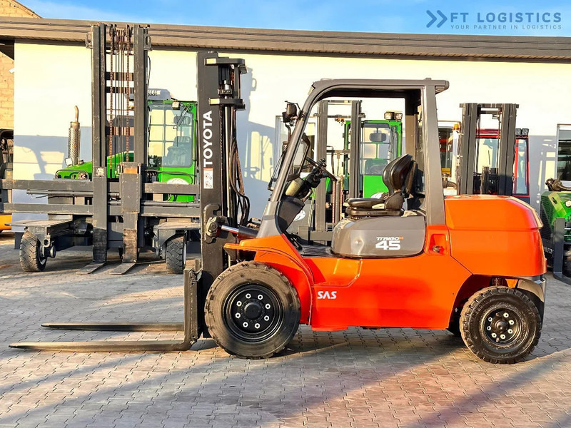 Toyota 42-4FD40 / DIESEL / 4500KG / DUPLEX / FORKS 1400MM / WELL-MAINTAINED 42-4FD40 / DIESEL / 4500KG / DUPLEX / FORKS 1400MM / WELL-M - Carretilla elevadora diésel: foto 4 Toyota 42-4FD40 / DIESEL / 4500KG / DUPLEX / FORKS 1400MM / WELL-MAINTAINED 42-4FD40 / DIESEL / 4500KG / DUPLEX / FORKS 1400MM / WELL-M - Carretilla elevadora diésel: foto 4