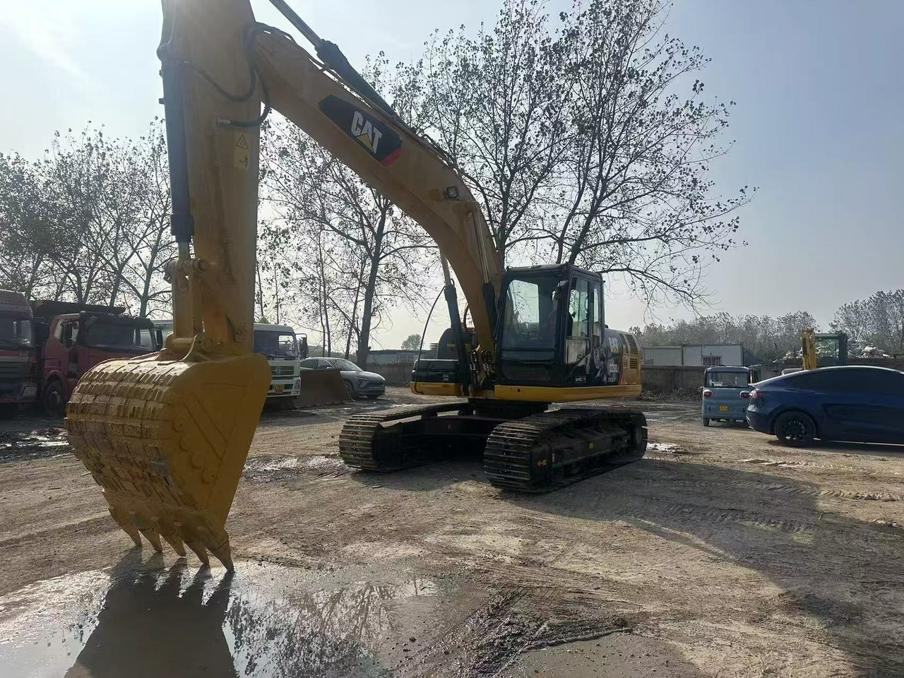 Excavadora de cadenas CATERPILLAR: foto 7