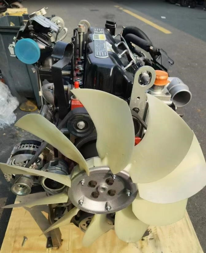 CUMMINS QSF3.8 - Motor para Excavadora: foto 1 CUMMINS QSF3.8 - Motor para Excavadora: foto 1