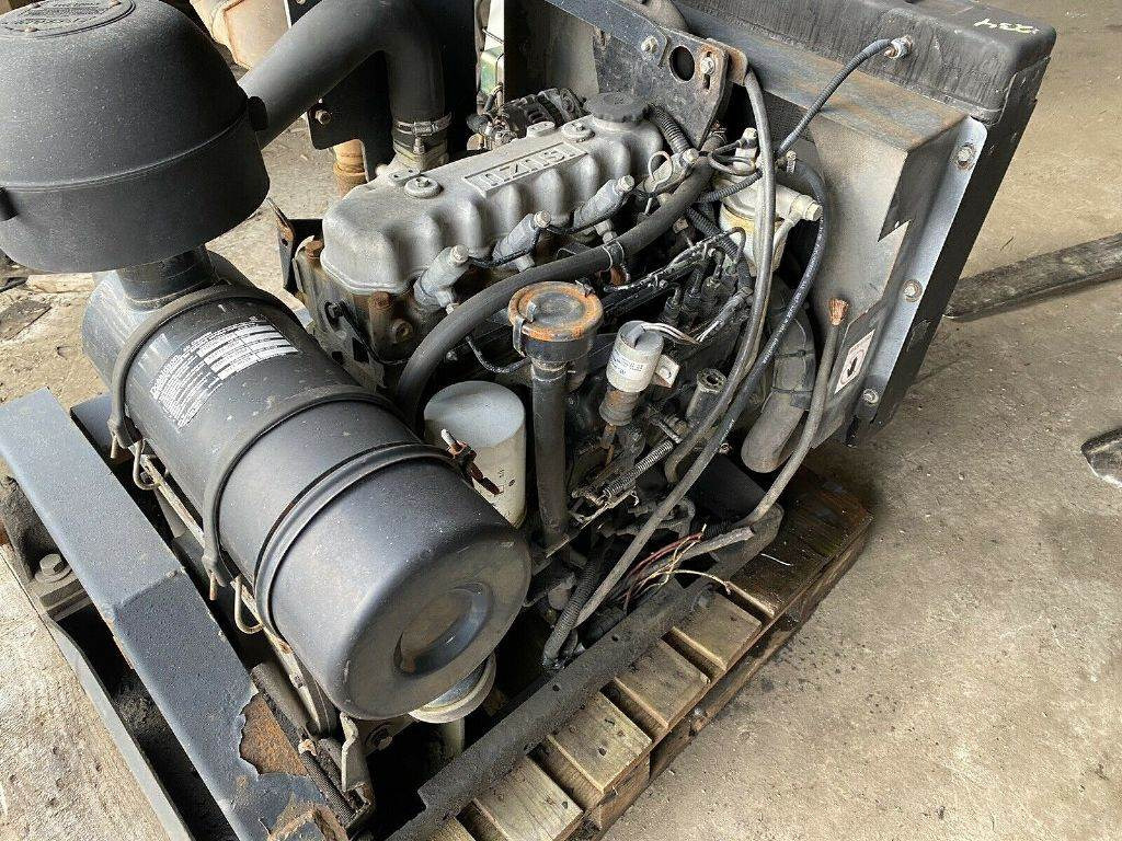 ISUZU C240 - Motor para Carretilla elevadora: foto 1 ISUZU C240 - Motor para Carretilla elevadora: foto 1