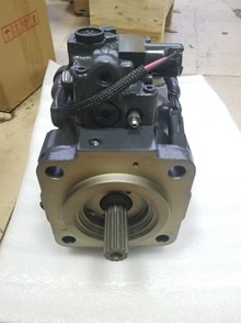 KOMATSU 708-1S-00241 - Bomba hidráulica para Excavadora: foto 1 KOMATSU 708-1S-00241 - Bomba hidráulica para Excavadora: foto 1