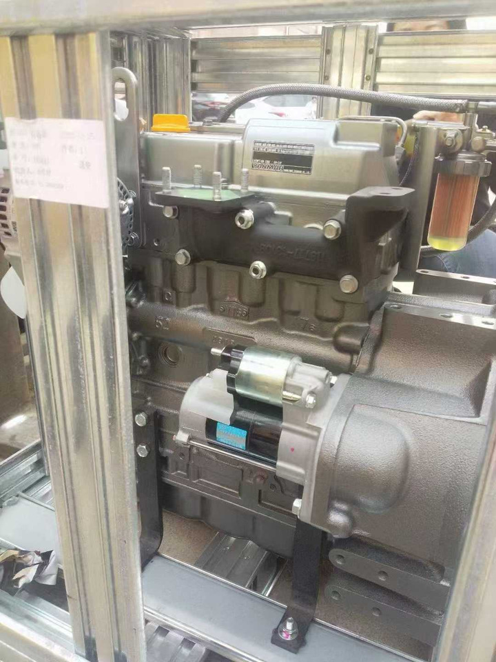 YANMAR 3TNV76 - Motor para Excavadora: foto 4 YANMAR 3TNV76 - Motor para Excavadora: foto 4