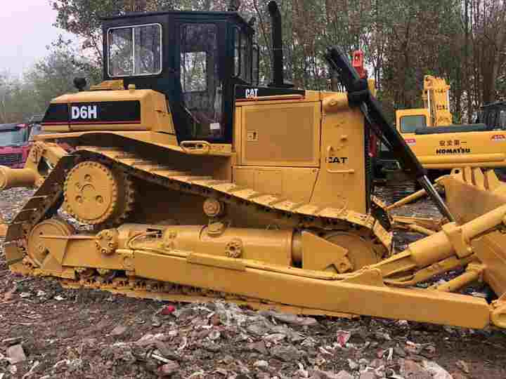 CAT High Quality Used Machinery , Original D6h Cat Bulldozer , Winch Attached Cat Bulldozer - Bulldozer: foto 2 CAT High Quality Used Machinery , Original D6h Cat Bulldozer , Winch Attached Cat Bulldozer - Bulldozer: foto 2