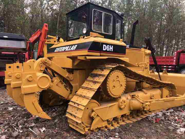 CAT High Quality Used Machinery , Original D6h Cat Bulldozer , Winch Attached Cat Bulldozer - Bulldozer: foto 5 CAT High Quality Used Machinery , Original D6h Cat Bulldozer , Winch Attached Cat Bulldozer - Bulldozer: foto 5