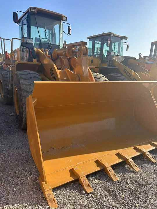 CAT brand 950h wheel loader on sale used cat 950 966 loader front wheel loader in stock - Bulldozer: foto 2 CAT brand 950h wheel loader on sale used cat 950 966 loader front wheel loader in stock - Bulldozer: foto 2