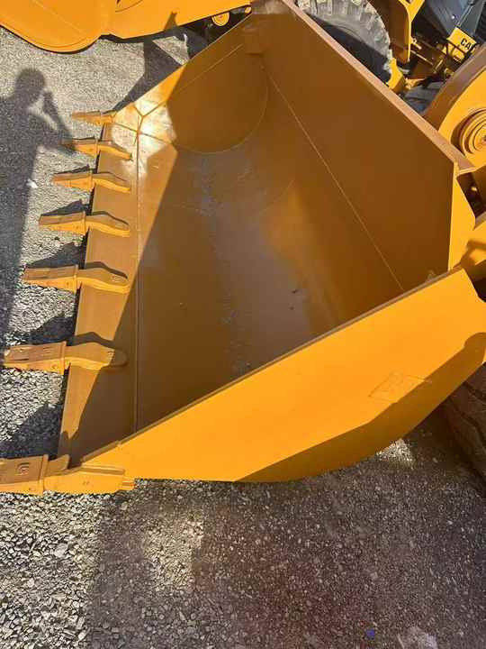 CAT brand 950h wheel loader on sale used cat 950 966 loader front wheel loader in stock - Bulldozer: foto 4 CAT brand 950h wheel loader on sale used cat 950 966 loader front wheel loader in stock - Bulldozer: foto 4