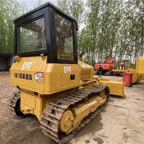 Caterpillar Used D5 Bulldozer , CAT D5g D5h D5k with Ripper , CAT D4h D5h D6h D7h - Bulldozer: foto 1 Caterpillar Used D5 Bulldozer , CAT D5g D5h D5k with Ripper , CAT D4h D5h D6h D7h - Bulldozer: foto 1
