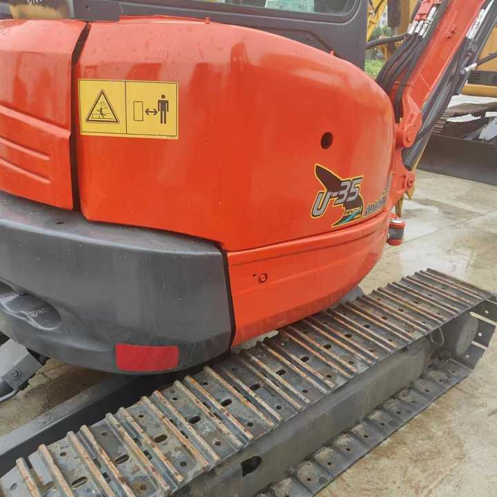 Excellent Performance Original Kubota U35 Mini 3tons Excavator in Stock Kubota U25 35 55 Mini Excavator with Pusher on Sale - Excavadora: foto 3 Excellent Performance Original Kubota U35 Mini 3tons Excavator in Stock Kubota U25 35 55 Mini Excavator with Pusher on Sale - Excavadora: foto 3