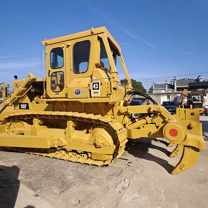 Good Condition Caterpillar CATD7G Original Japan Used Crawler Dozer Used CAT D6 D7 D10 Second Hand Bulldozers for Sale - Bulldozer: foto 1 Good Condition Caterpillar CATD7G Original Japan Used Crawler Dozer Used CAT D6 D7 D10 Second Hand Bulldozers for Sale - Bulldozer: foto 1