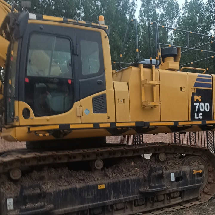 Good Condition Used Komatsu700 Komastu Pc700 Excavator Machine for Cheap Price Hot Sale in China - Excavadora de cadenas: foto 1 Good Condition Used Komatsu700 Komastu Pc700 Excavator Machine for Cheap Price Hot Sale in China - Excavadora de cadenas: foto 1