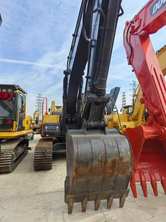 Hot Selling volvo Brand Ec210 20tons Excavator in Stock Used Korea Brand volvo Ec210 240 290 Excavator for Sale - Excavadora: foto 3 Hot Selling volvo Brand Ec210 20tons Excavator in Stock Used Korea Brand volvo Ec210 240 290 Excavator for Sale - Excavadora: foto 3