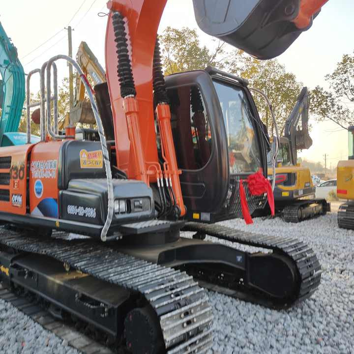 Japan Original Hitachi ZX130 Crawler Excavator Perfect for Various Projects Available Used Excavators for Sale - Excavadora de cadenas: foto 1 Japan Original Hitachi ZX130 Crawler Excavator Perfect for Various Projects Available Used Excavators for Sale - Excavadora de cadenas: foto 1