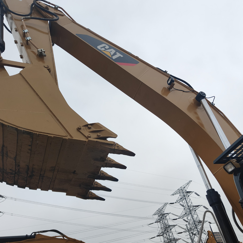 EXCAVATOR Used 30tons Large Caterpillar Excavator 330D2L for Sale Used Excavator in Fine Condition and Low Price Hot Sale - Maquinaria de construcción: foto 4 EXCAVATOR Used 30tons Large Caterpillar Excavator 330D2L for Sale Used Excavator in Fine Condition and Low Price Hot Sale - Maquinaria de construcción: foto 4