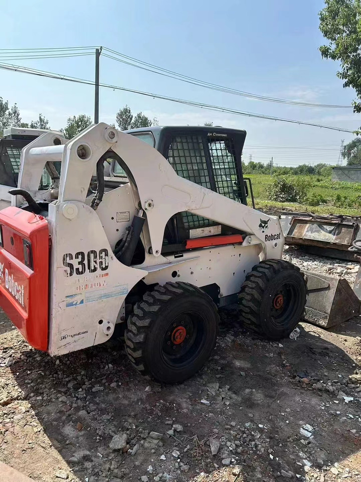 High Quality Mini Construction Machine Used Bobcat Skid Steer Loader S300 in Stock for Sale Bobcat Loader With Low Price - Maquinaria de construcción: foto 2 High Quality Mini Construction Machine Used Bobcat Skid Steer Loader S300 in Stock for Sale Bobcat Loader With Low Price - Maquinaria de construcción: foto 2