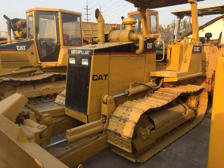Mini CAT Bulldozer D3c D3 D3k D3m D4h D4m D4k D5h D5g D5k D5m Used Bulldozer with Ripper for Sale - Bulldozer: foto 4 Mini CAT Bulldozer D3c D3 D3k D3m D4h D4m D4k D5h D5g D5k D5m Used Bulldozer with Ripper for Sale - Bulldozer: foto 4