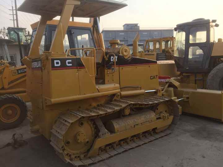 Mini CAT Bulldozer D3c D3 D3k D3m D4h D4m D4k D5h D5g D5k D5m Used Bulldozer with Ripper for Sale - Bulldozer: foto 5 Mini CAT Bulldozer D3c D3 D3k D3m D4h D4m D4k D5h D5g D5k D5m Used Bulldozer with Ripper for Sale - Bulldozer: foto 5