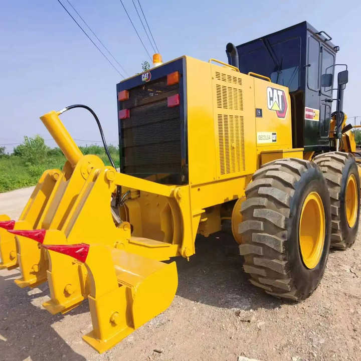Used Caterpillar CAT 140k Land Road Motor Grader CAT140k Used Grader Cheap Price for Sale - Grader: foto 1 Used Caterpillar CAT 140k Land Road Motor Grader CAT140k Used Grader Cheap Price for Sale - Grader: foto 1