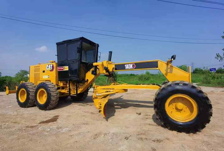 Used Caterpillar CAT 140k Land Road Motor Grader CAT140k Used Grader Cheap Price for Sale - Grader: foto 4 Used Caterpillar CAT 140k Land Road Motor Grader CAT140k Used Grader Cheap Price for Sale - Grader: foto 4