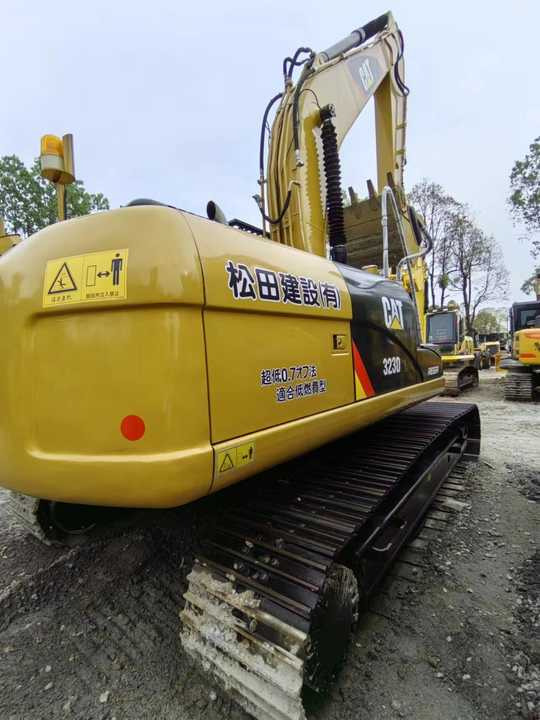 Used Digger CAT 323DL Construction Machinery Construction Digger Used CAT 323DL Cheap Excavator - Excavadora de cadenas: foto 4 Used Digger CAT 323DL Construction Machinery Construction Digger Used CAT 323DL Cheap Excavator - Excavadora de cadenas: foto 4