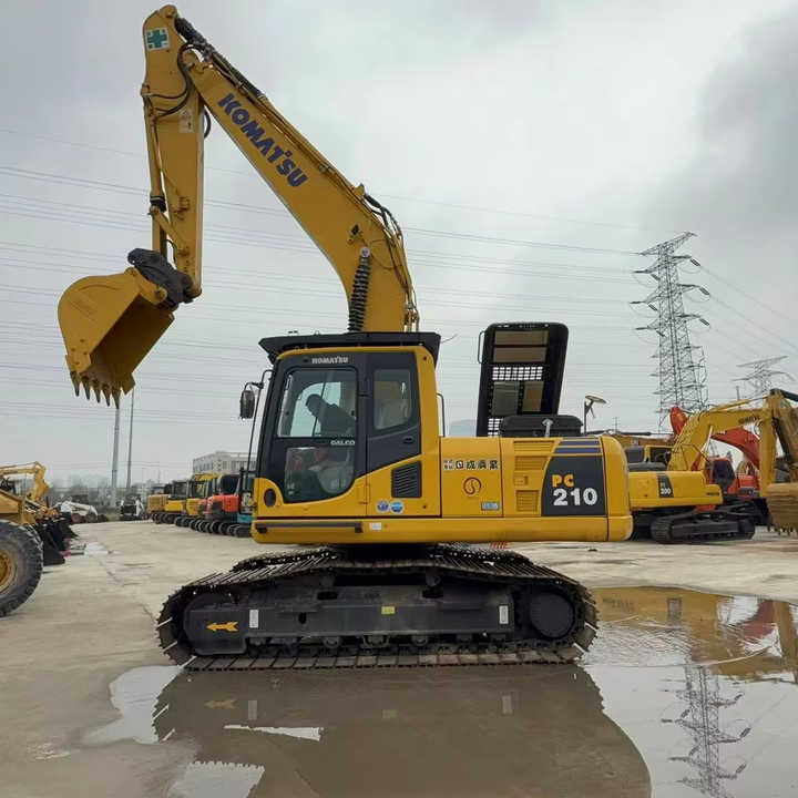 Used Good Quality Japan Original PC210-8 in Good Condition PC210-8 Komatsu - Excavadora de cadenas: foto 1 Used Good Quality Japan Original PC210-8 in Good Condition PC210-8 Komatsu - Excavadora de cadenas: foto 1