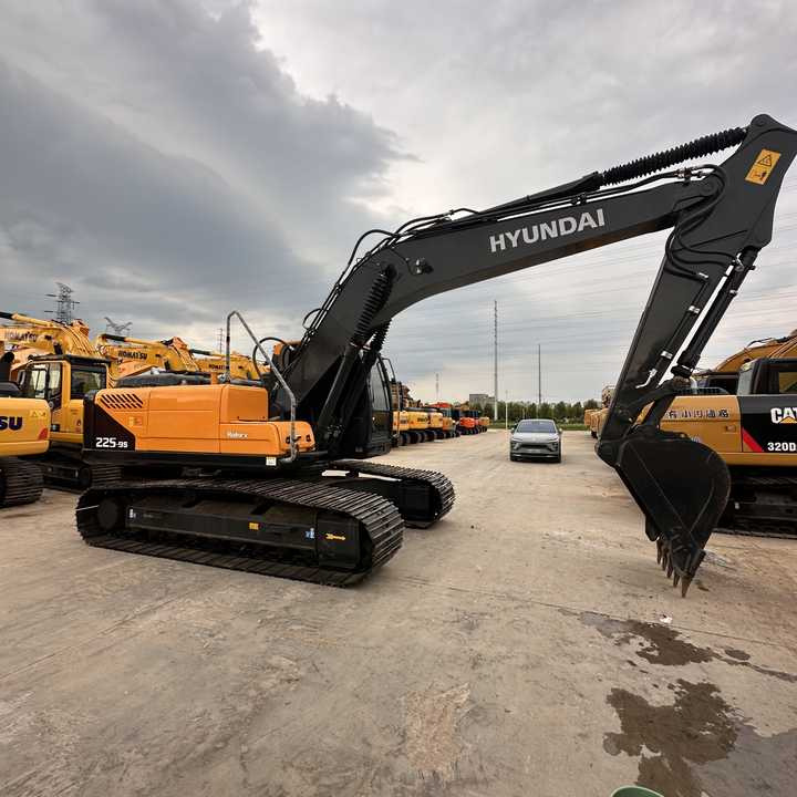 Used Hyundai 225LC-9S Excavator with Excellent Performance for Sale - Excavadora de cadenas: foto 2 Used Hyundai 225LC-9S Excavator with Excellent Performance for Sale - Excavadora de cadenas: foto 2