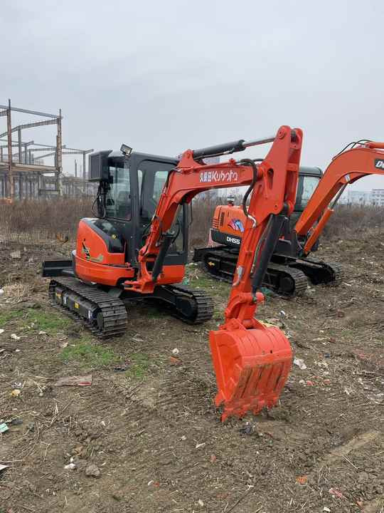 Used KUBOTA U35-5 Model Excavator Second Hand Machine Popular Brand JAPAN KUBOTA Hydraulic Machinery - Miniexcavadora: foto 5 Used KUBOTA U35-5 Model Excavator Second Hand Machine Popular Brand JAPAN KUBOTA Hydraulic Machinery - Miniexcavadora: foto 5