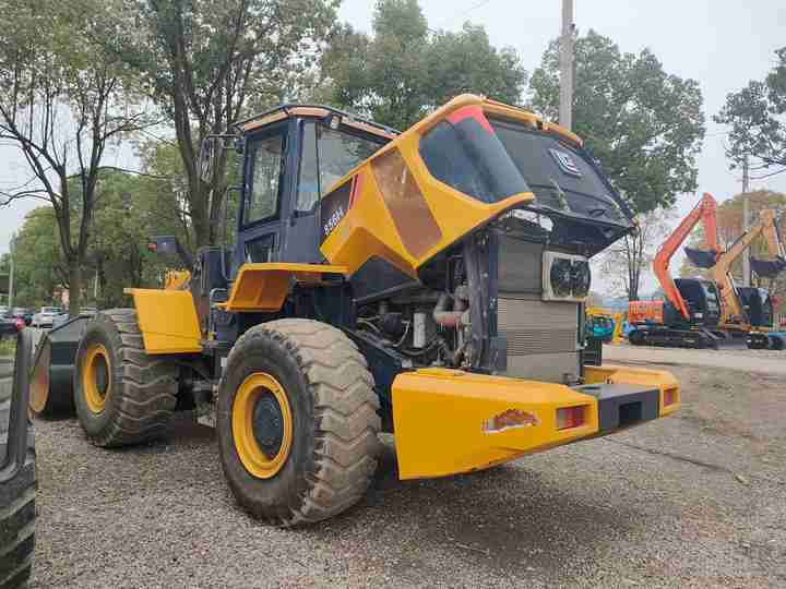 Used LIUGONG 856H wheel in Good Condition for sale 90%new uesd Loader liugong 856h Used Loader For Sale - Cargadora de ruedas: foto 5 Used LIUGONG 856H wheel in Good Condition for sale 90%new uesd Loader liugong 856h Used Loader For Sale - Cargadora de ruedas: foto 5