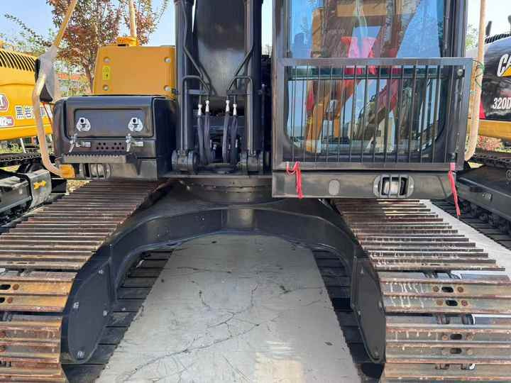 Used Volvo 14 Tonne Crawler Excavator Volvo Ec140 Excavator Good Condition Low Price Good Quality for Sale - Excavadora de cadenas: foto 3 Used Volvo 14 Tonne Crawler Excavator Volvo Ec140 Excavator Good Condition Low Price Good Quality for Sale - Excavadora de cadenas: foto 3