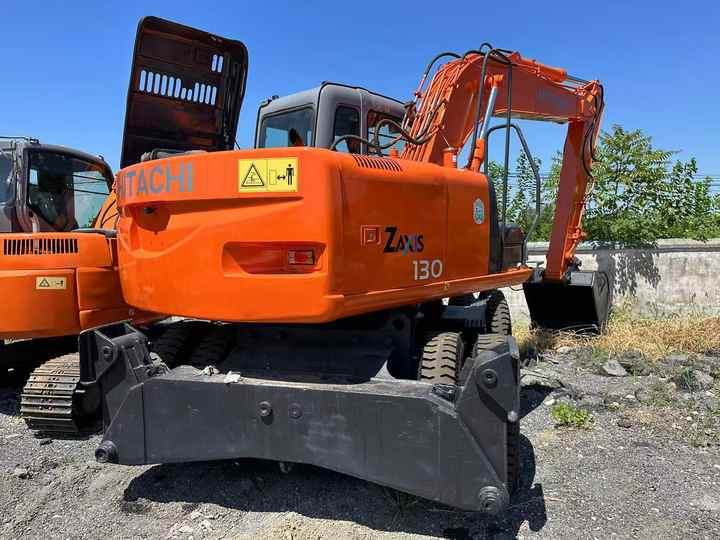 Used Wheel Excavator Hitachi ZX 130W Made in Japan 13tonHitachi Zx130w Wheel Excavator Price Used Hitachi Zx130 Excavator SALE - Excavadora de ruedas: foto 2 Used Wheel Excavator Hitachi ZX 130W Made in Japan 13tonHitachi Zx130w Wheel Excavator Price Used Hitachi Zx130 Excavator SALE - Excavadora de ruedas: foto 2