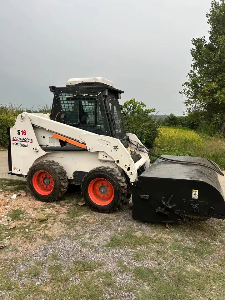 BOBCAT S16 - Minicargadora: foto 2 BOBCAT S16 - Minicargadora: foto 2